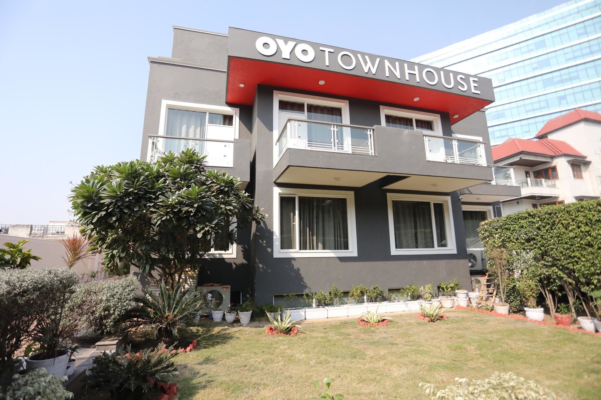 Oyo Townhouse 027 Sector 15 Gurgaon Otel Dış mekan fotoğraf